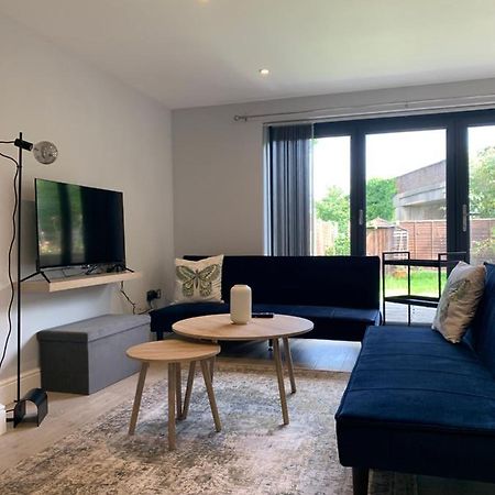 Wonderful 3 Bed Flat With Private Garden In Wimbledon - 1 The Queens Apartment London Ngoại thất bức ảnh