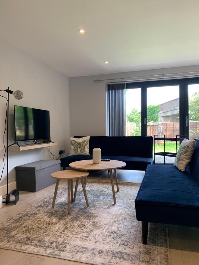 Wonderful 3 Bed Flat With Private Garden In Wimbledon - 1 The Queens Apartment London Ngoại thất bức ảnh